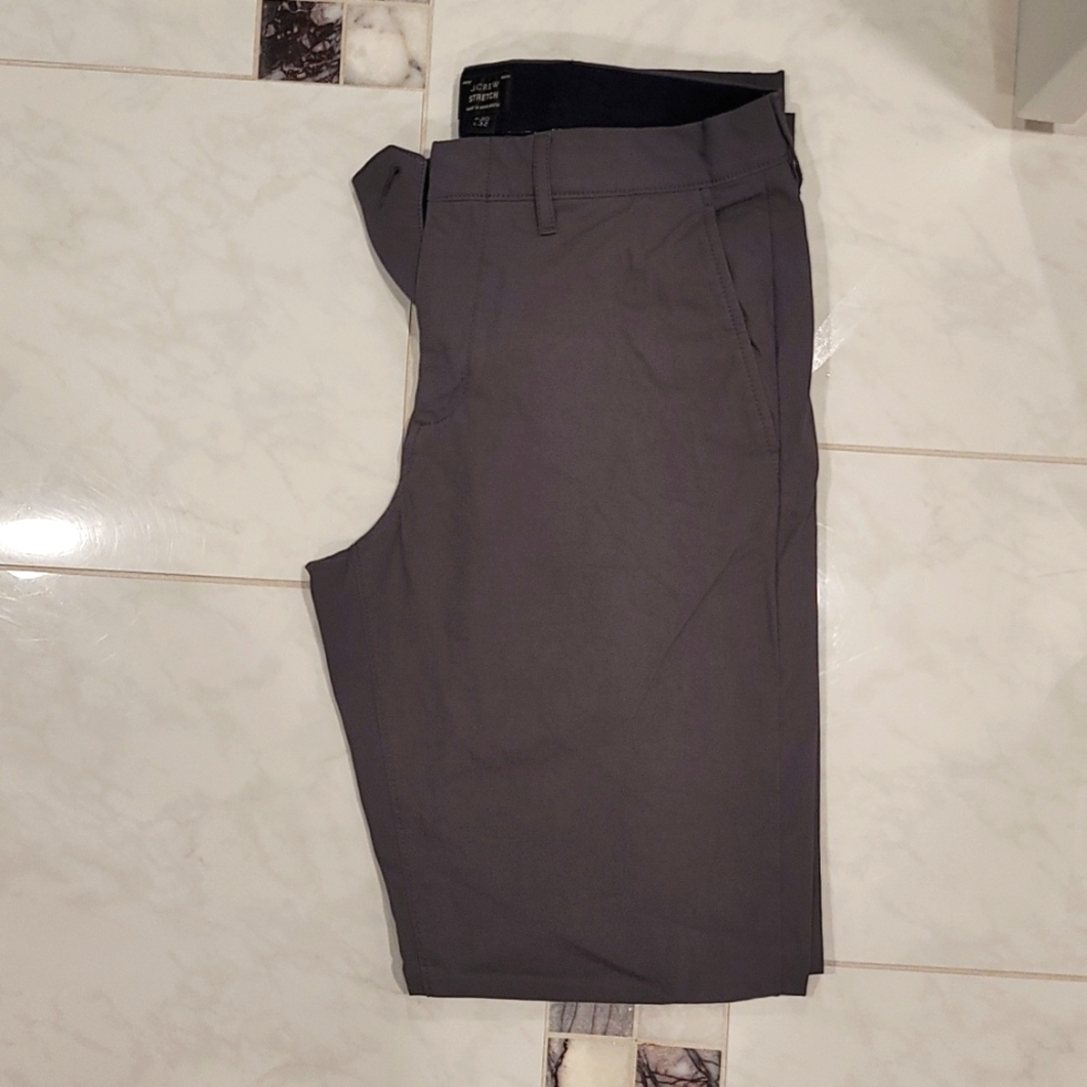 J.Crew 770™ Straight-fit tech pant 30x32 Coal J. Crew